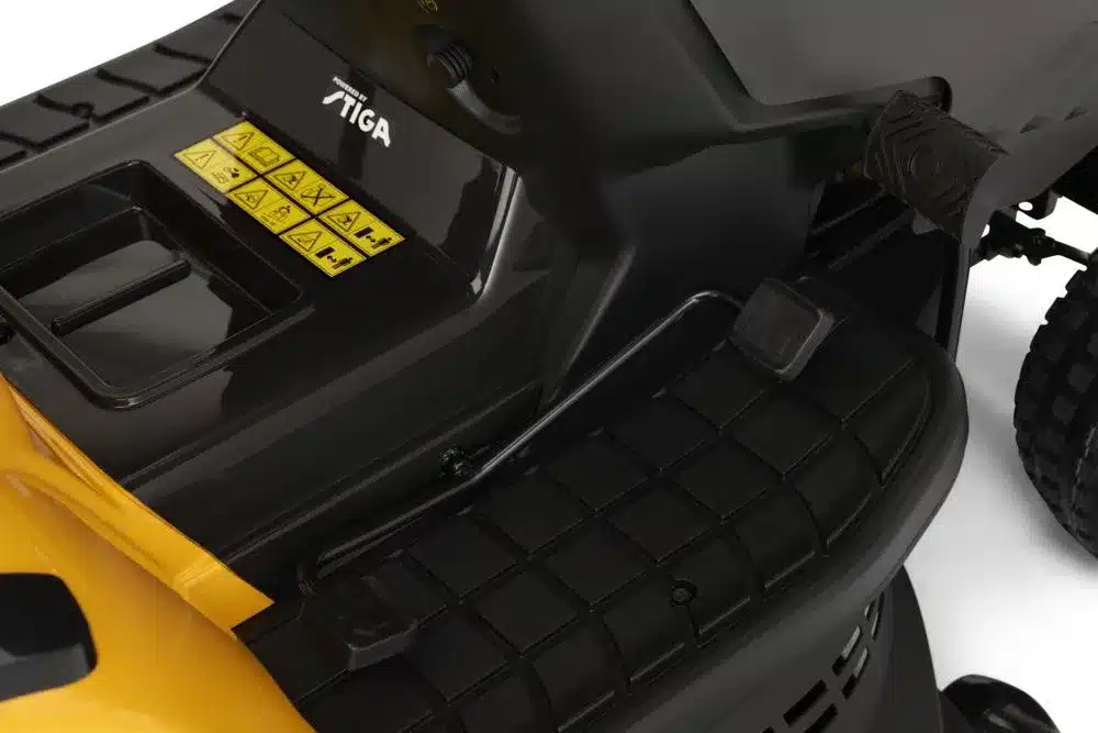 Stiga Estate 598 puutarhatraktori / päältäajettava ruohonleikkuri - Image 4