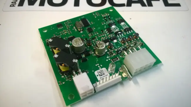 Latausaseman piirikortti 220/230