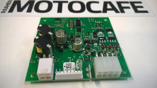 Latausaseman piirikortti 220/230 - Image 2