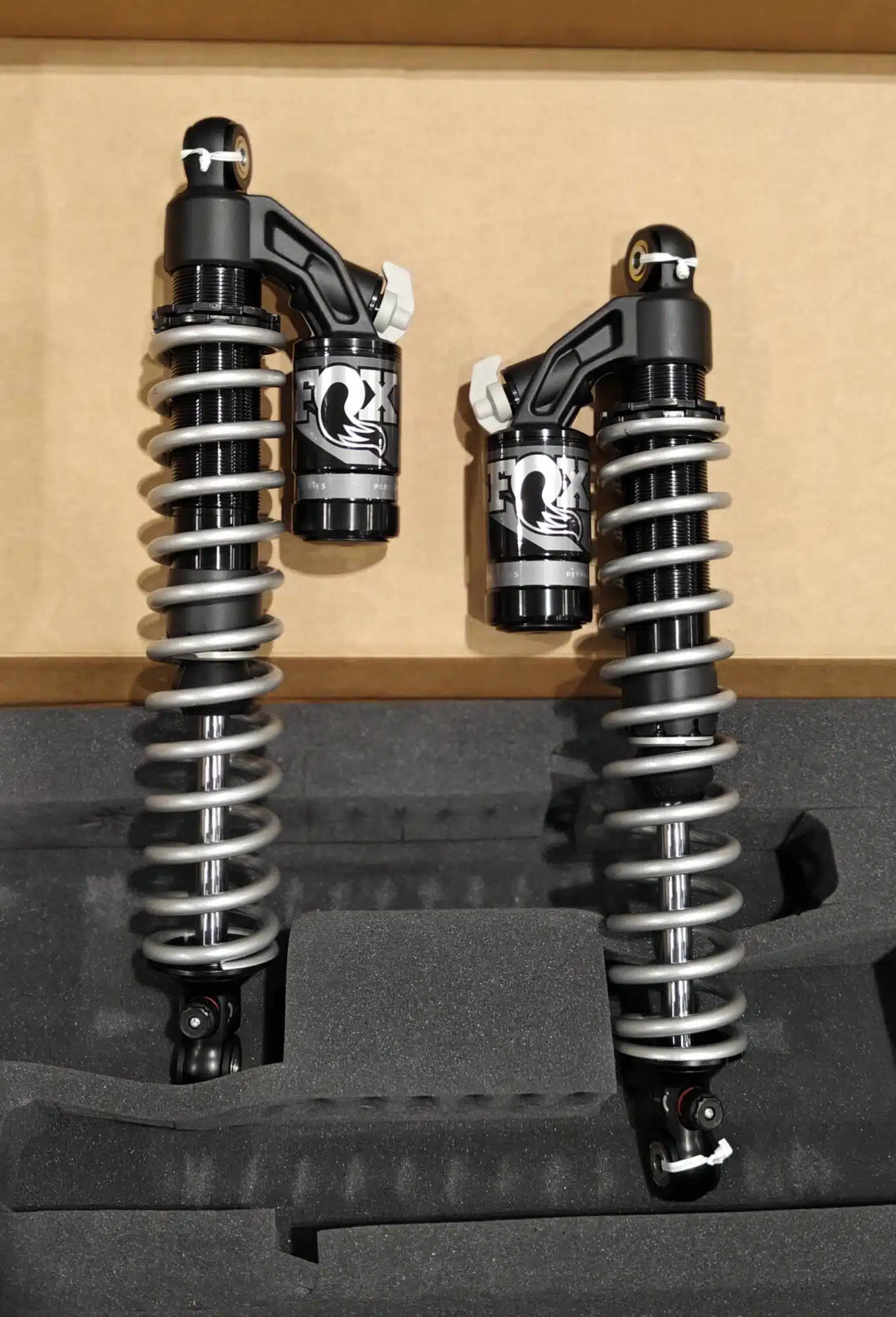 FOX Suksen iskart: 1.5 Zero QS3-R Arctic Cat ZR R XC/CATALYST