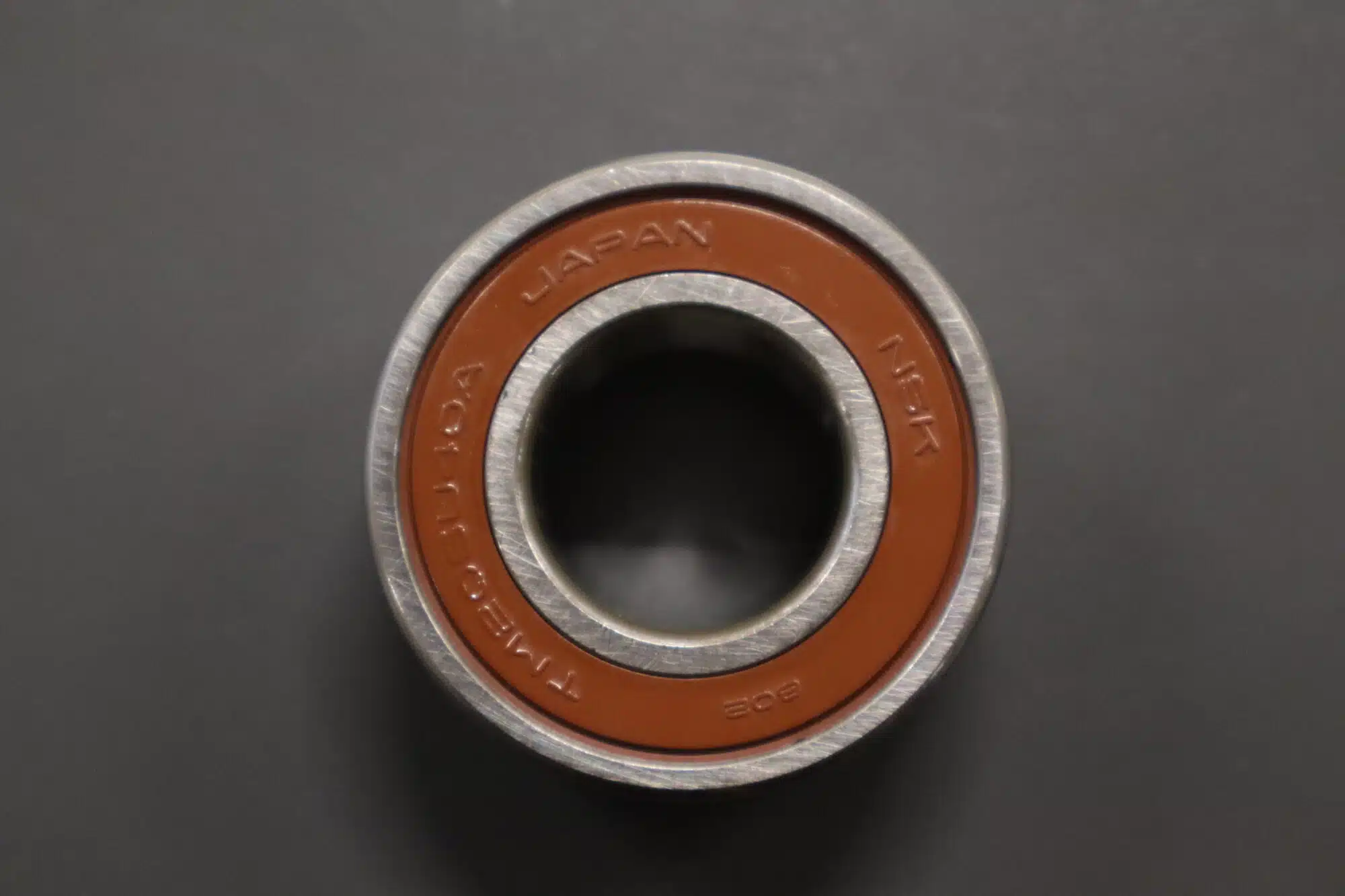 Yamaha 93304-20511, laakeri