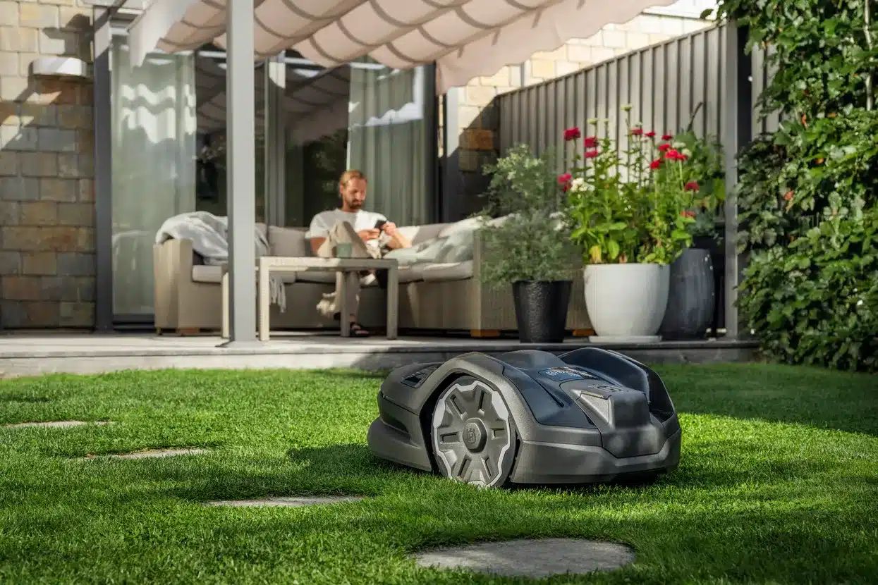 Husqvarna Automower 305E NERA Robottiruohonleikkuri - Image 4
