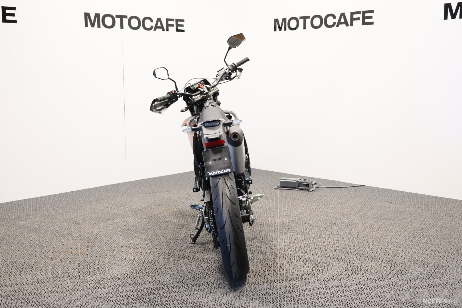 Drac Supermoto RX Low Euro 5+ musta (2025) - Image 4