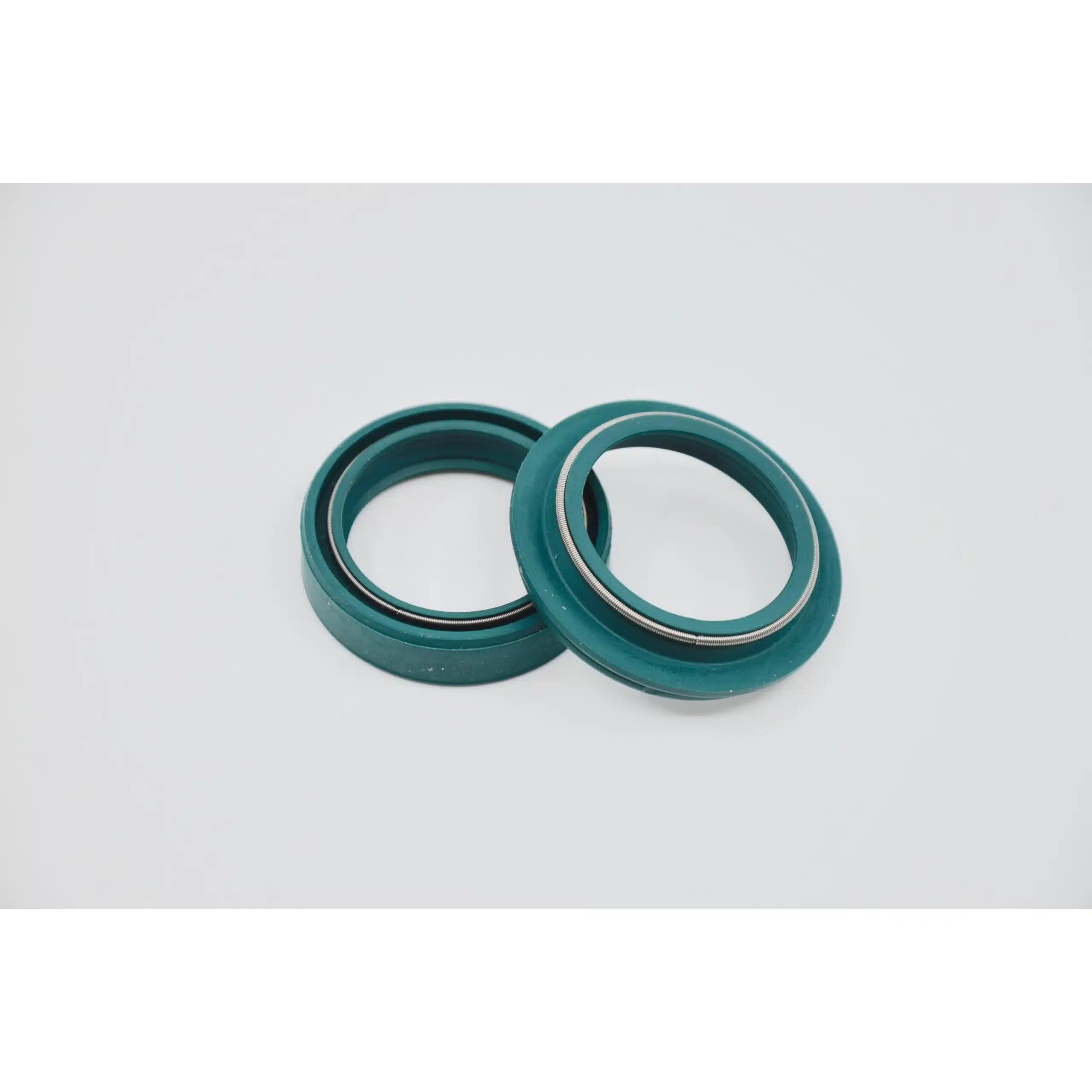 SKF Oil & Dust Seal 35 mm. - WP 220-G35W