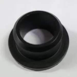 Sno-X Öljytankin läpivientikumi