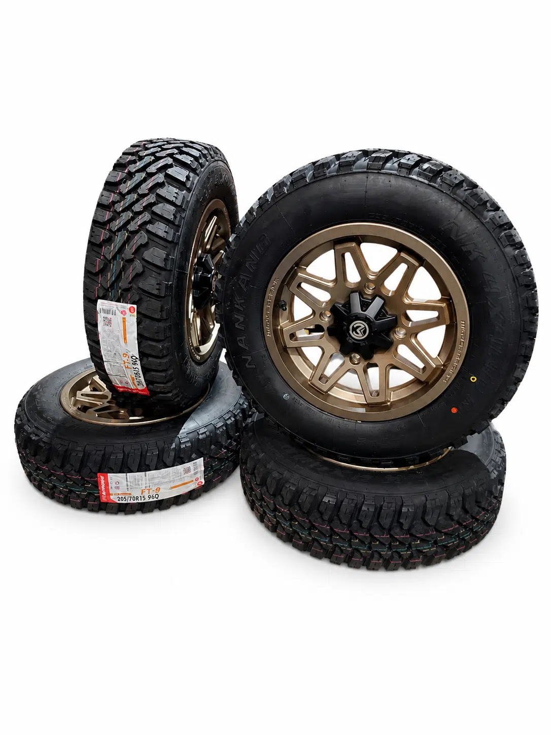 Polaris rengassarja vanteilla, Moose Racing 15" (4x156) + Nankang FT-9 4X4 MUD 205/70R15