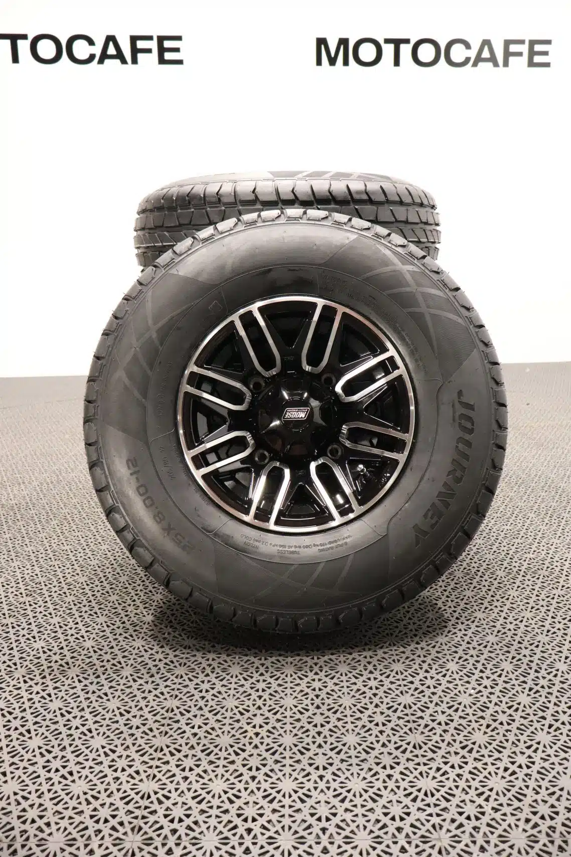 Polaris Sportsman rengassarja tieliikenteeseen